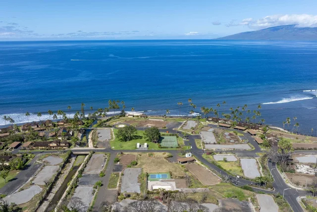 Listing Image for 24 Puamelia Pl 24-3 39 of 41