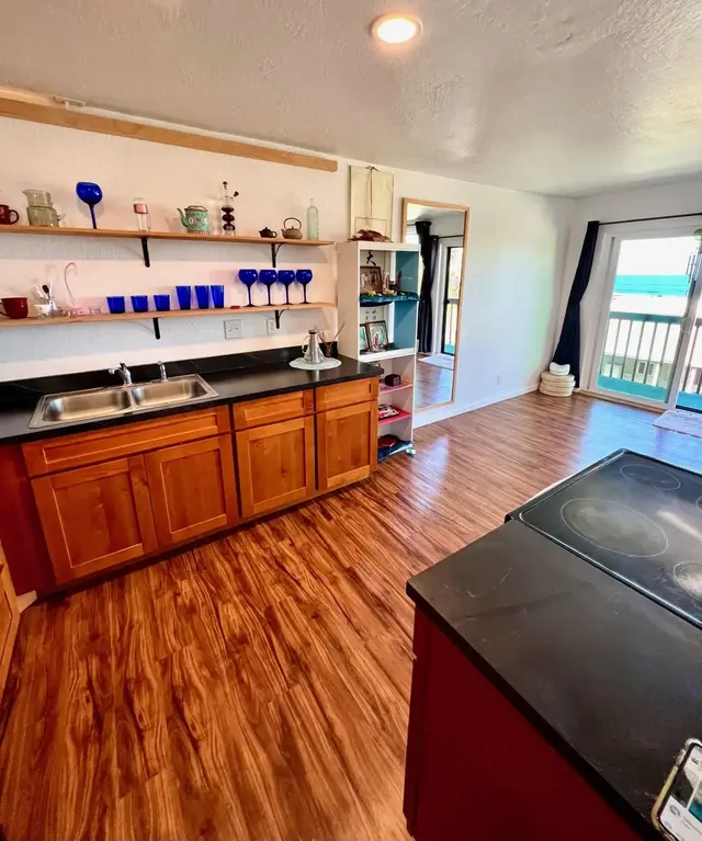 Listing Image for 510 Imi Pl 203 8 of 10