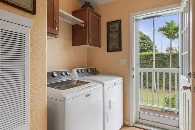 Listing Image for 1335 Haiku Rd 25 of 50