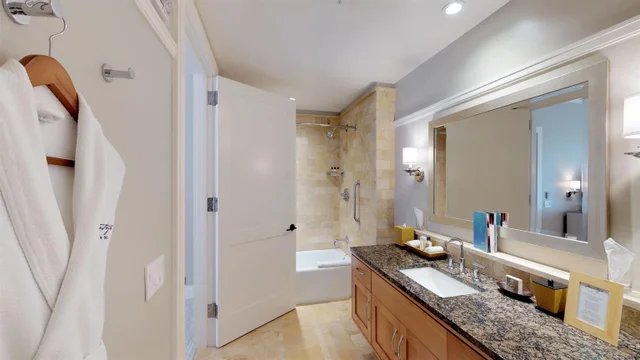 Listing Image for 1 Bay Dr 4505 25 of 35