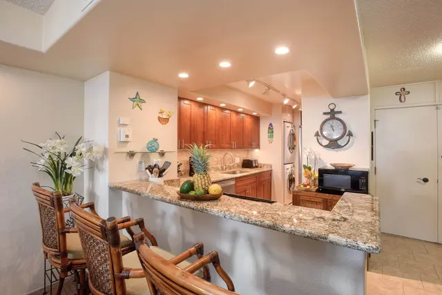 Listing Image for 4242 Lower Honoapiilani Rd E609 8 of 25