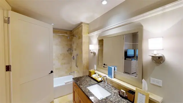 Listing Image for 1 Bay Dr 4705 21 of 30
