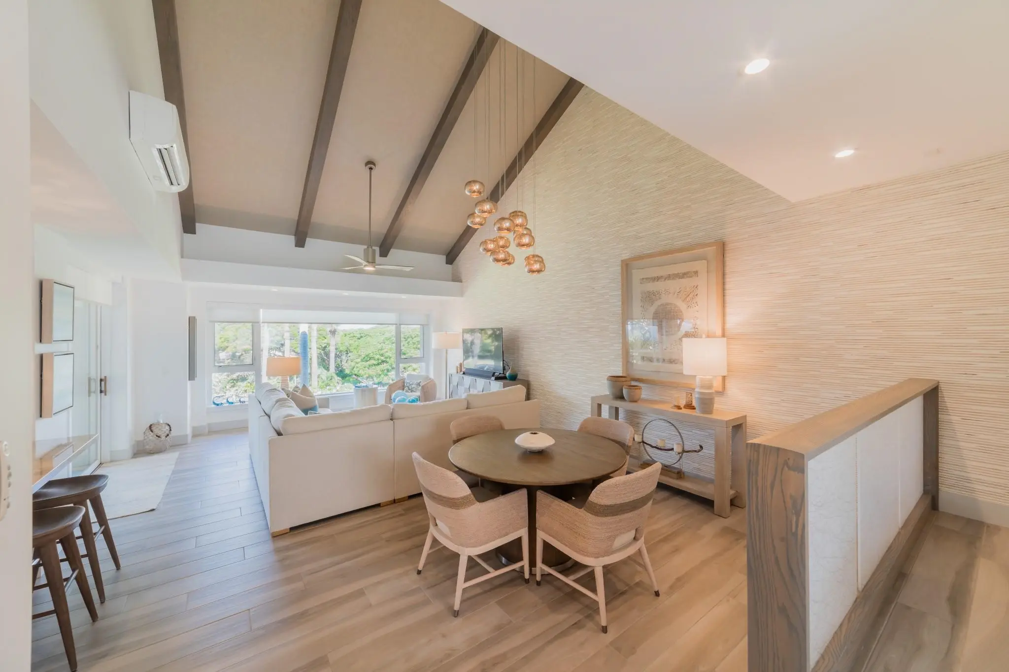 Photo of Listing #408881