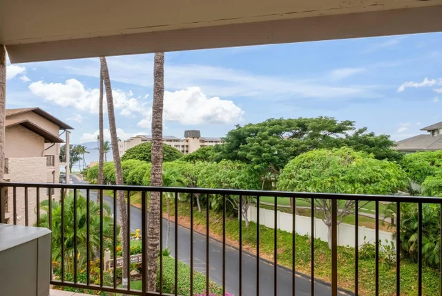 Listing Image for 2387 S Kihei Rd C-302 2 of 36
