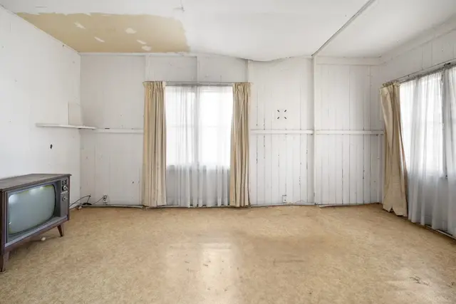 Listing Image for 130 Kuhuoi St 7 of 22