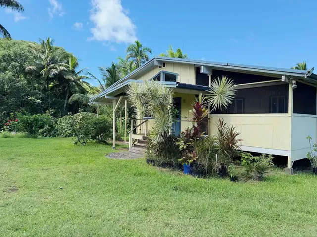 Listing Image for 241 Ulaino Rd 18 of 32