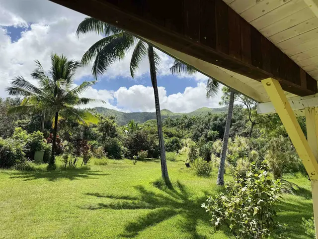 Listing Image for 241 Ulaino Rd 27 of 32