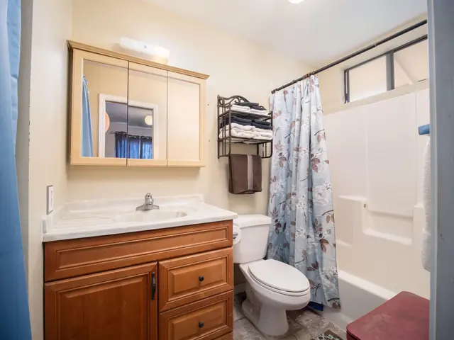 Listing Image for 287 Palanehe St 10 of 36