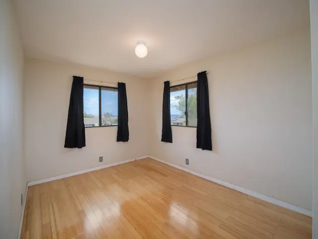 Listing Image for 287 Palanehe St 12 of 36