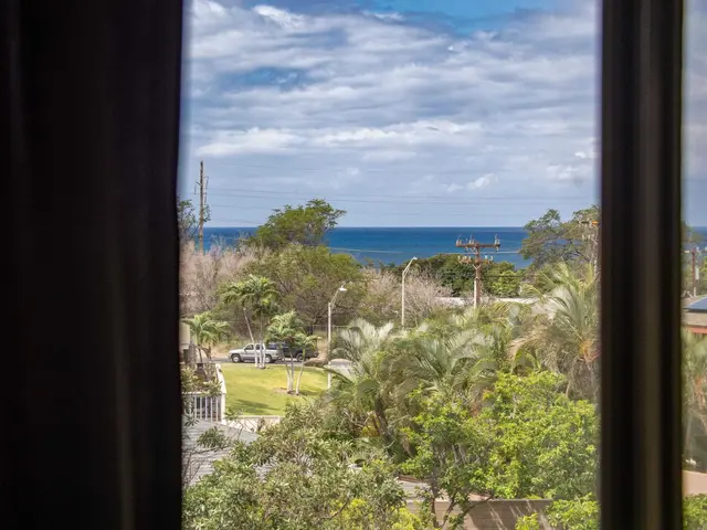 Listing Image for 287 Palanehe St 13 of 36