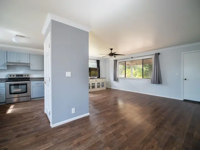Listing Image for 287 Palanehe St 17 of 36