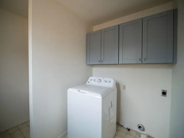 Listing Image for 287 Palanehe St 21 of 36