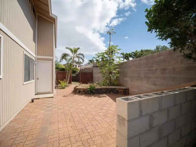 Listing Image for 287 Palanehe St 28 of 36