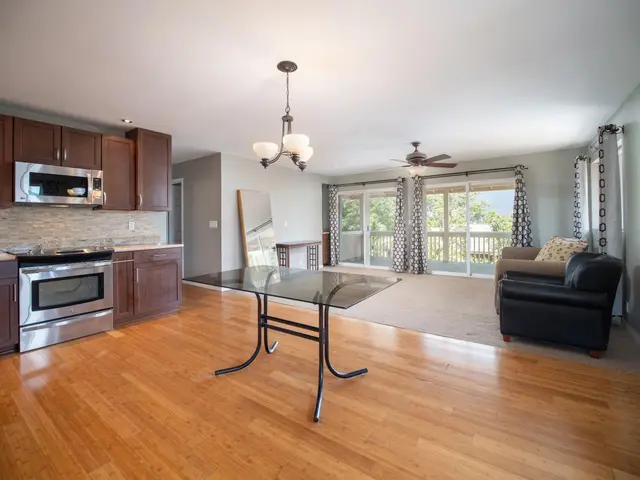Listing Image for 287 Palanehe St 7 of 36