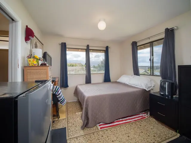Listing Image for 287 Palanehe St 9 of 36
