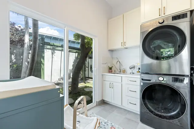 Listing Image for 219 Kenolio Rd 10 of 41