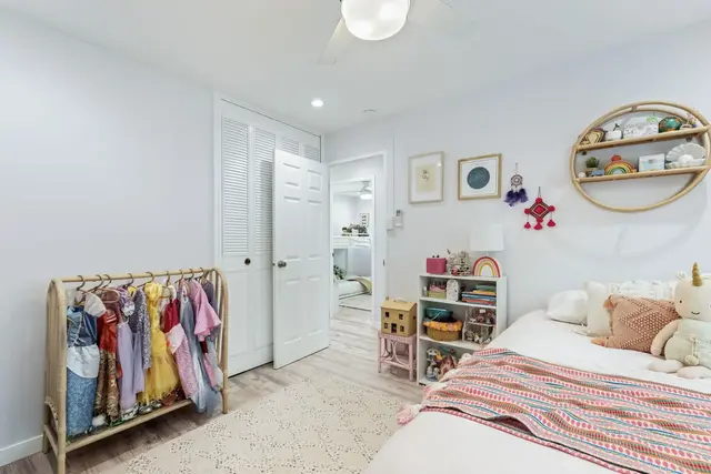 Listing Image for 219 Kenolio Rd 16 of 41