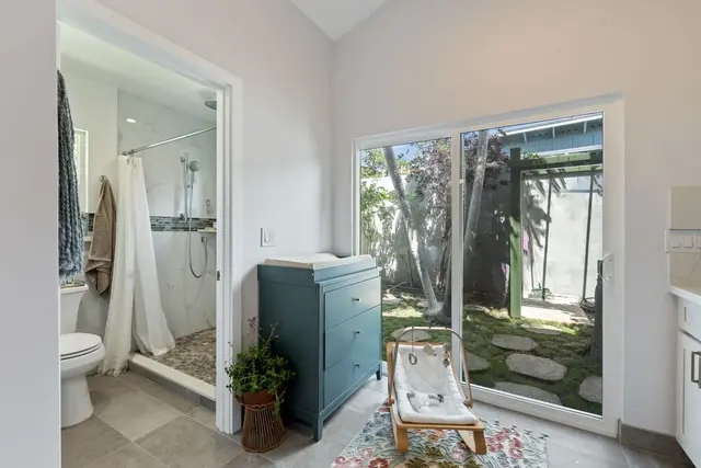 Listing Image for 219 Kenolio Rd 17 of 41