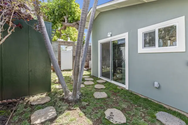 Listing Image for 219 Kenolio Rd 22 of 41