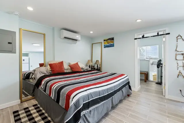 Listing Image for 219 Kenolio Rd 24 of 41