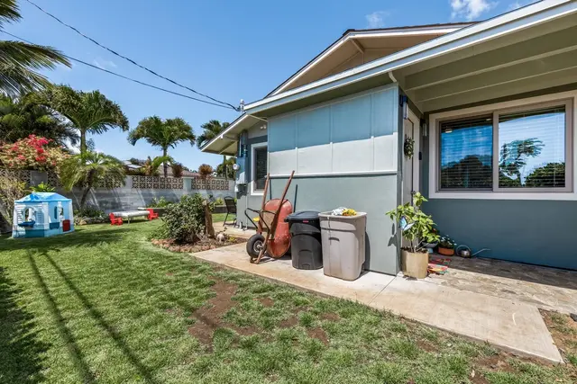 Listing Image for 219 Kenolio Rd 3 of 41