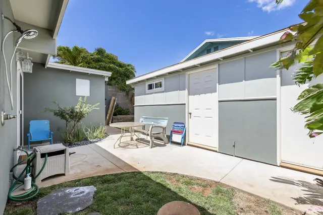 Listing Image for 219 Kenolio Rd 32 of 41