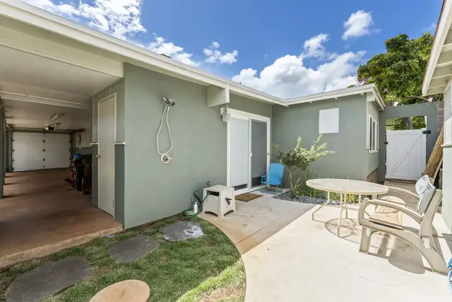 Listing Image for 219 Kenolio Rd 33 of 41