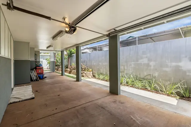 Listing Image for 219 Kenolio Rd 35 of 41