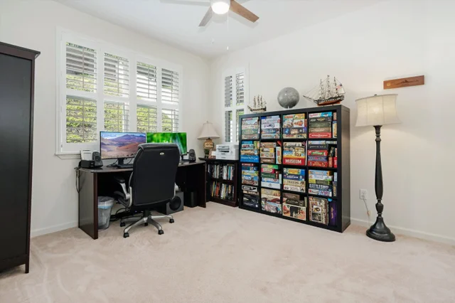 Listing Image for 72 Kupaloke St 29 of 49