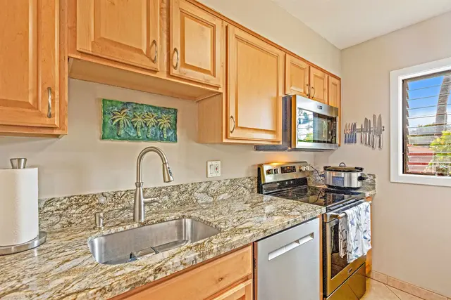 Listing Image for 3788 Lower Honoapiilani Rd A110 11 of 35