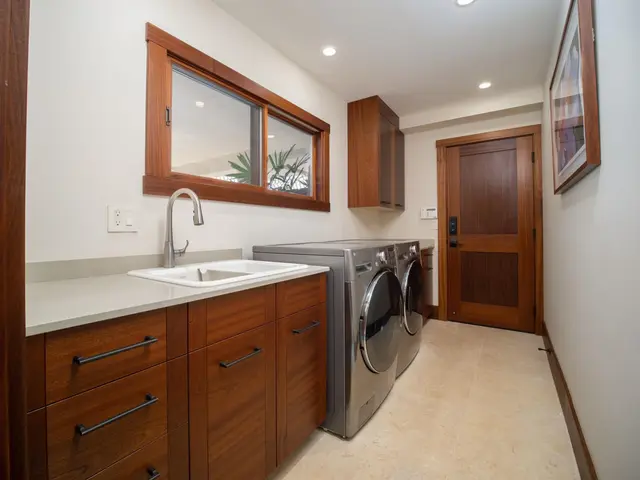 Listing Image for 195 Heleuma Pl 42 of 50