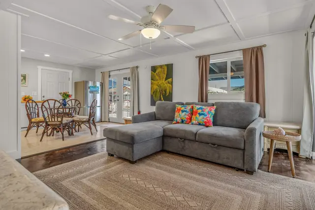 Listing Image for 601 Linekona Pl 10 of 33