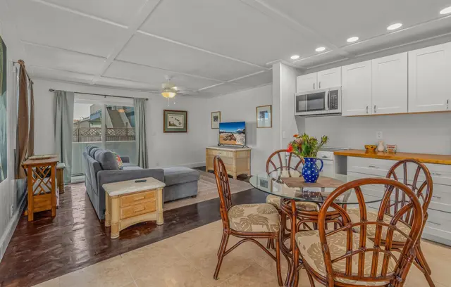 Listing Image for 601 Linekona Pl 11 of 33