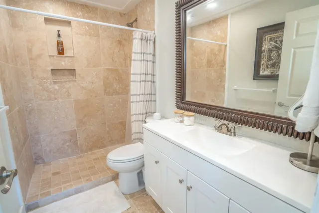 Listing Image for 601 Linekona Pl 23 of 33