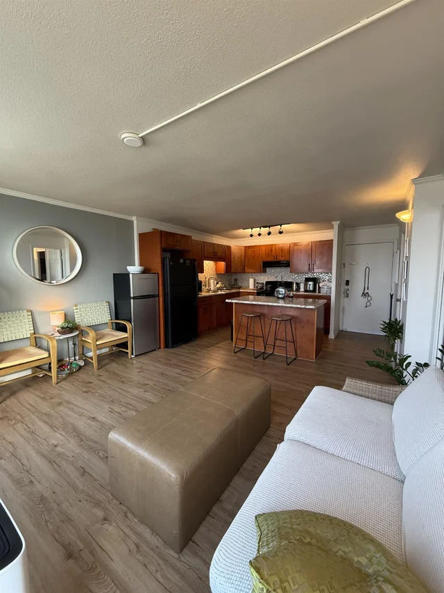 Listing Image for 493 Pio Dr 307 5 of 8