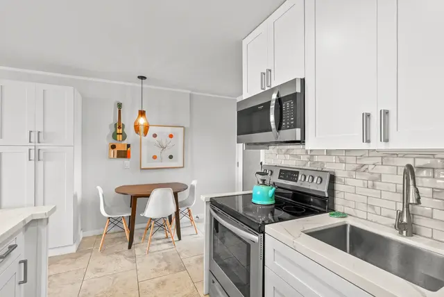 Listing Image for 4057 Lower Honoapiilani Rd 114 12 of 23