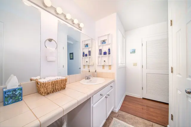 Listing Image for 2757 Kauhale St 25 of 50