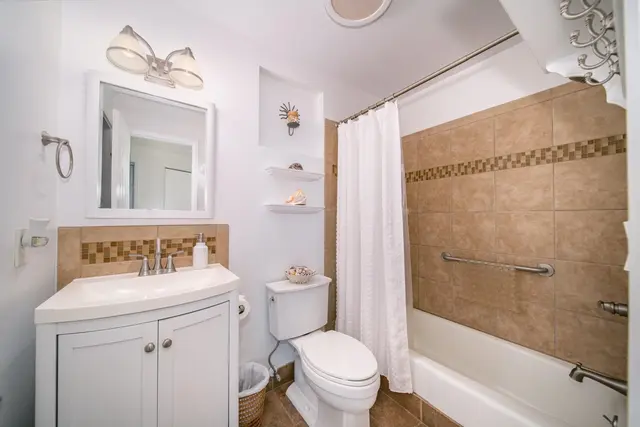 Listing Image for 2757 Kauhale St 41 of 50
