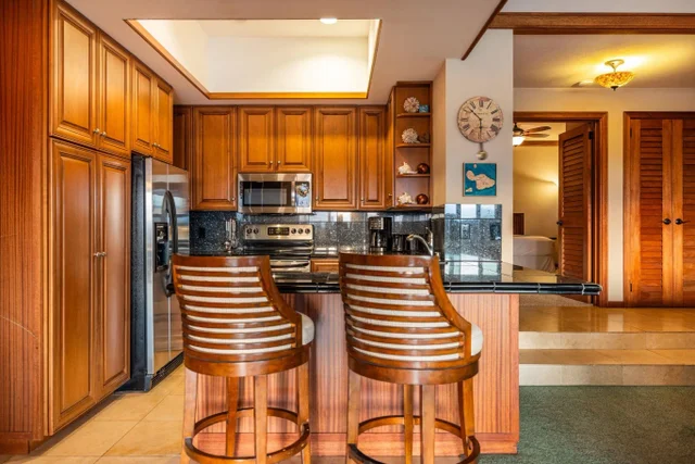 Listing Image for 500 Kapalua Dr 20p 5-6 11 of 30