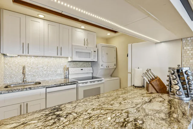 Listing Image for 2385 S Kihei Rd 306 18 of 48