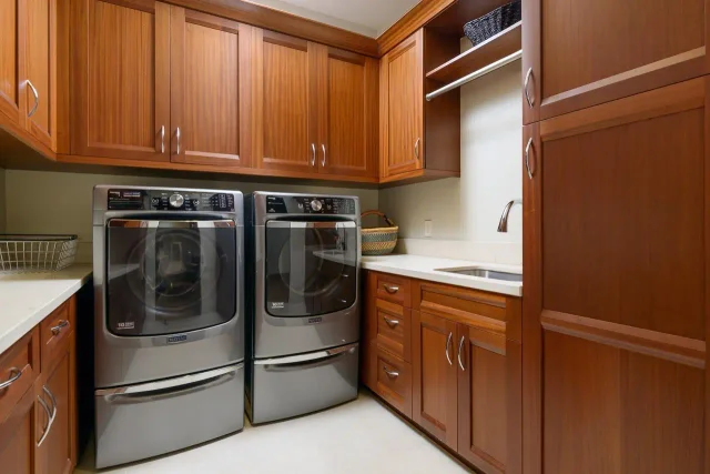 Listing Image for 3898 Waakaula Pl 44 of 50