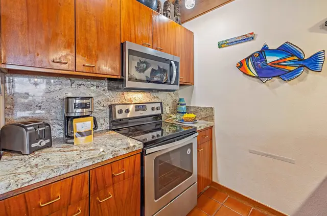 Listing Image for 4521 Lower Honoapiilani Rd 4a2 12 of 47