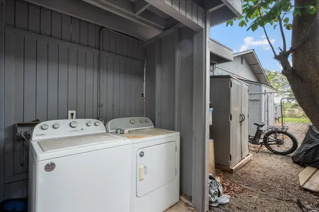 Listing Image for 193 Akai St 32 of 41