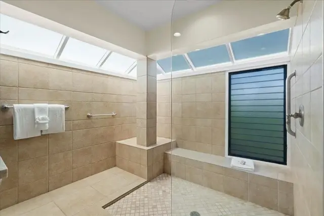 Listing Image for 500 Bay Dr 37b2-3-4 26 of 40