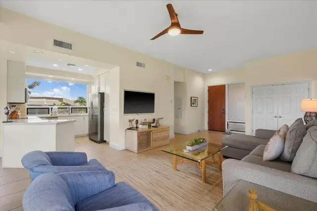 Listing Image for 500 Bay Dr 37b2-3-4 8 of 40
