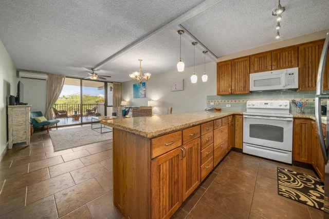 Listing Image for 2695 S Kihei Rd 4-206 17 of 38