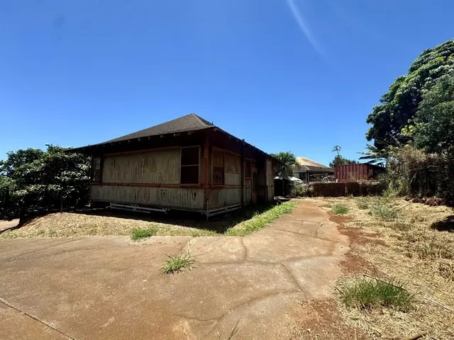 Listing Image for 89 Hoaikane St 1 of 28
