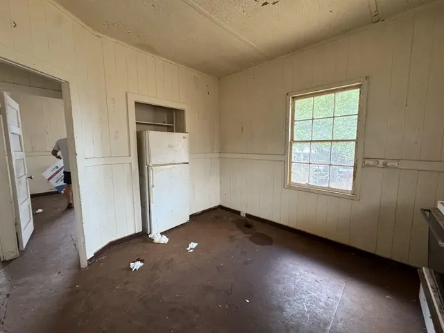 Listing Image for 89 Hoaikane St 13 of 28