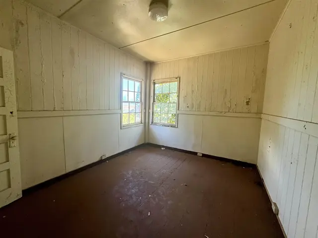 Listing Image for 89 Hoaikane St 16 of 28