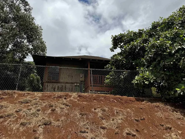Listing Image for 89 Hoaikane St 2 of 28